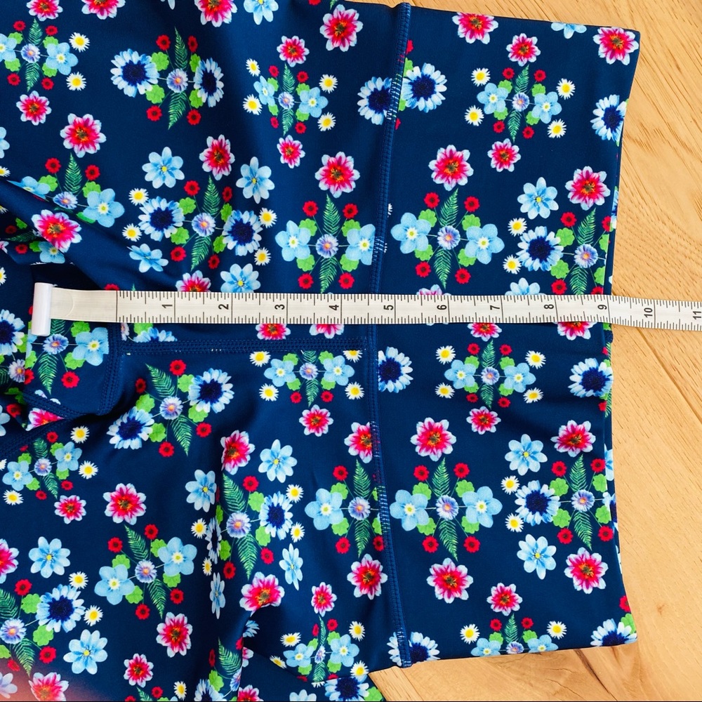Terez Navy Floral Dream Super-High Band Leggings XS - Picture 12 of 13